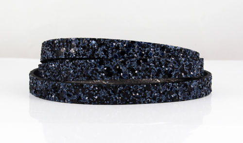 Imitat Lederband - schwarz/blau, Glitter - 10 x 2 mm